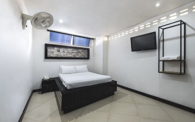 Hotel Kong
