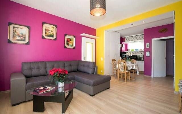 Fashion Apartment