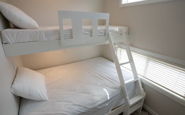 Blufin Bungalows & Marina