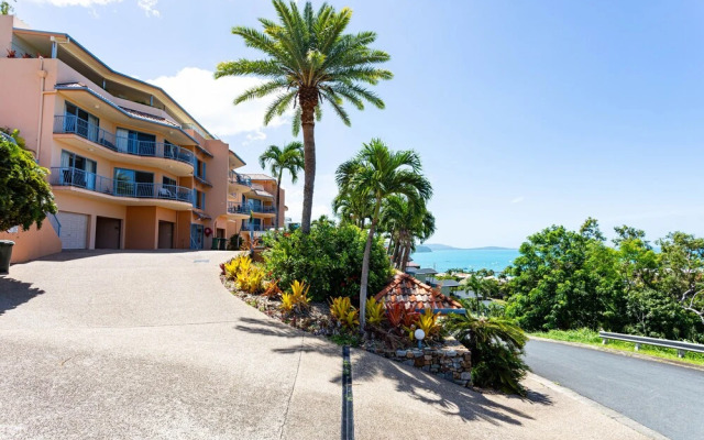 9 Starview Apartments