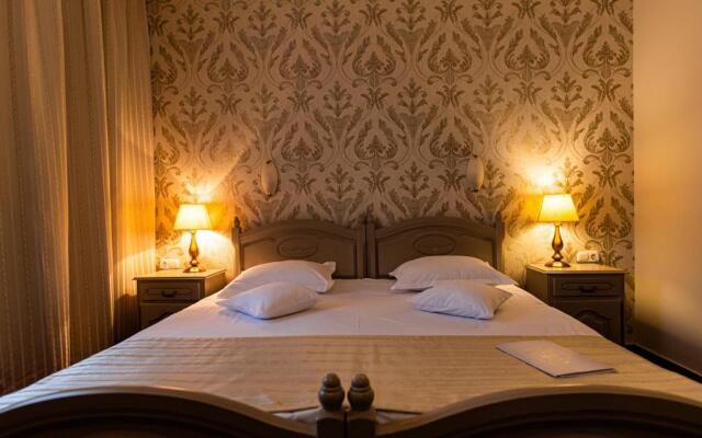 Hotel Brilliant Meses