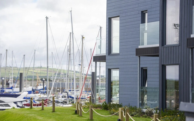 The Salt Lodge