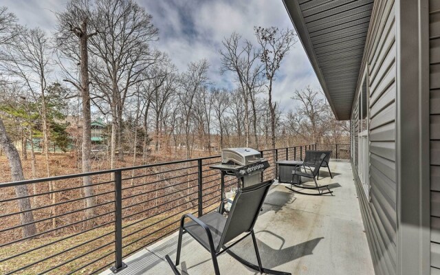 Newly Built Bella Vista Home Near Lakes