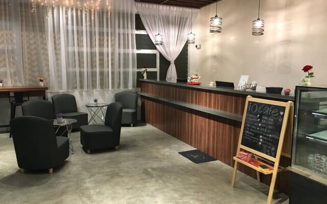 iO Hotel
