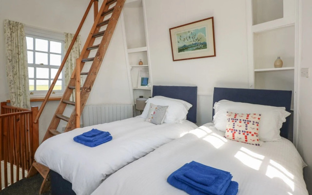 The Sir Peter Scott Lighthouse