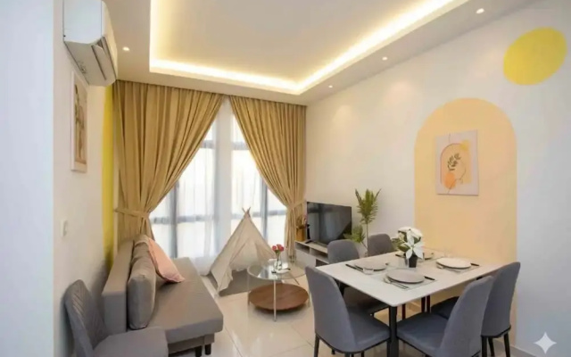 2BR Space Apt Near KSL CIQ JB