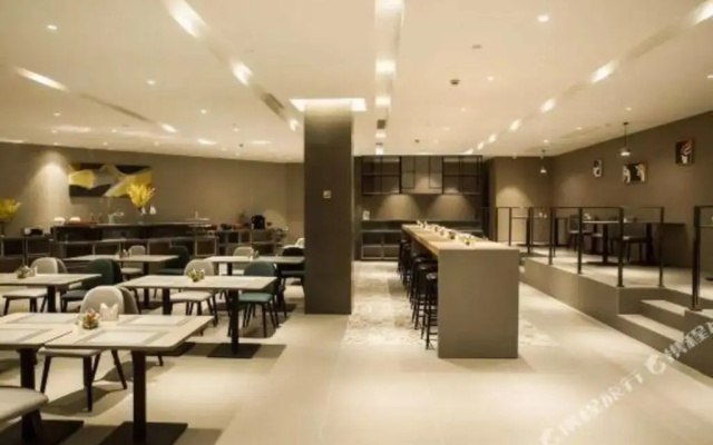 Motel168 Jia Ding Bo Le Inn