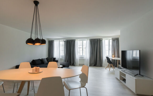 Paradeplatz Apartment by Airhome