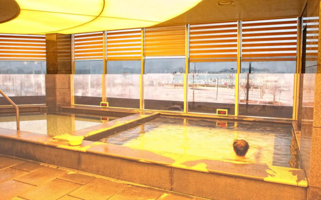 Fontana Beach Hotel
