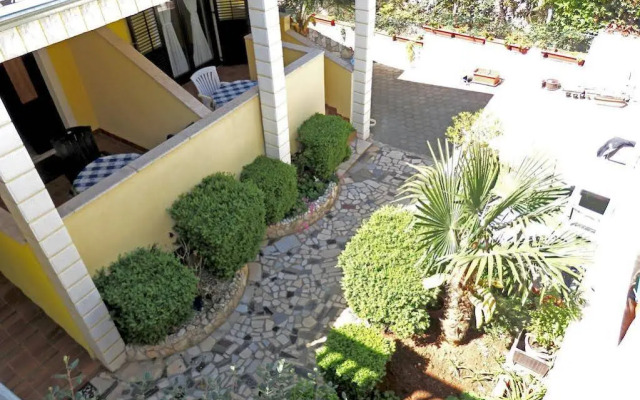 Apartments La Playa
