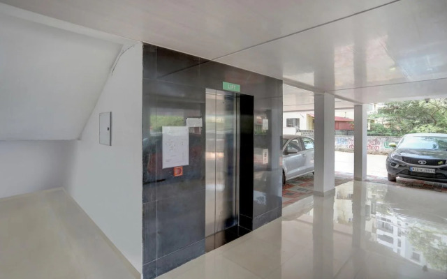 OYO Home 15660 Modern 1BHK