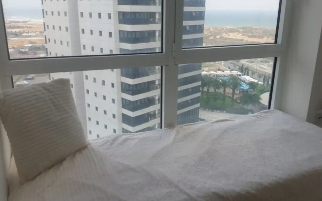 Prince Palace Netanya South Beach