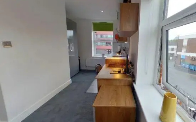 CovStays – Victoria House - Deluxe Studios in Coventry City Centre