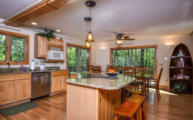 Paradise at Deep Creek 7 Bedroom House