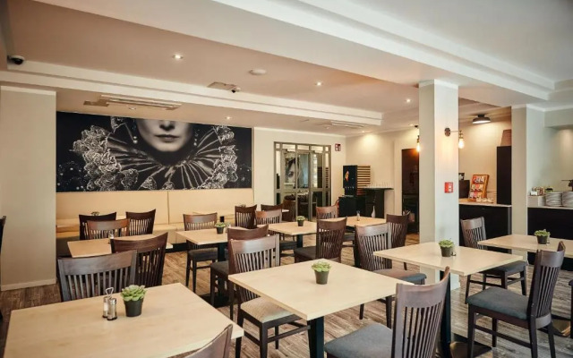 Hotel Calmo