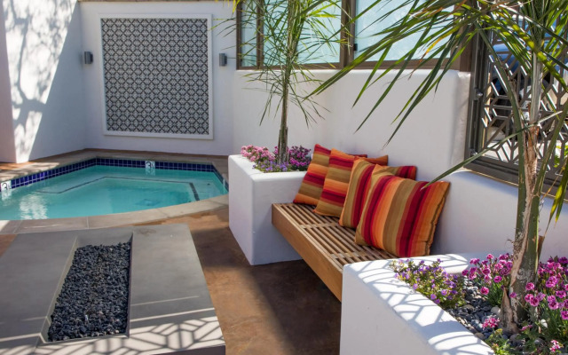Hotel Abrego