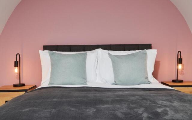 Wonderful Apartment in Bath wGarden - Sleeps 8