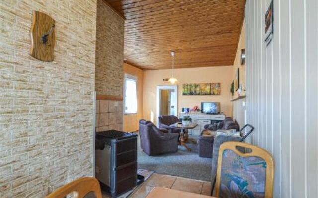 Holiday home E.-Thälmann-Str. H