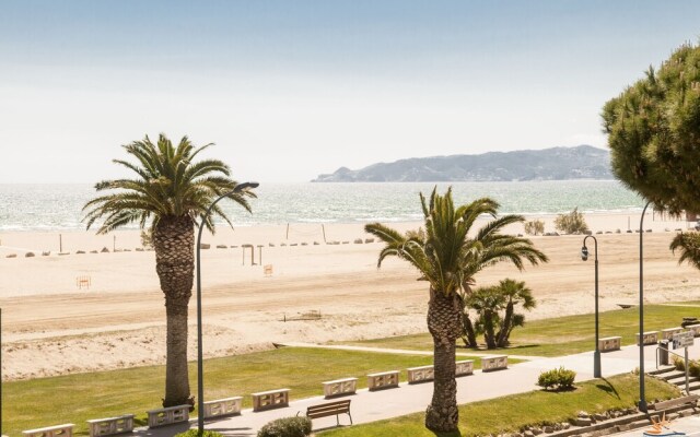 Seafront L'Estartit Apartments