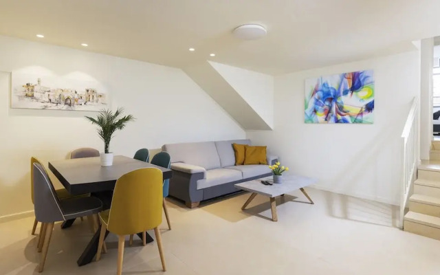 The Pearl of Nachlaot Apartments