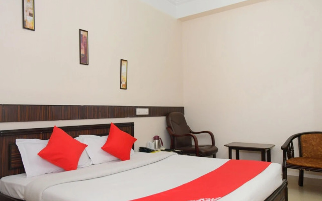 OYO 29301 Hotel Jora Palace