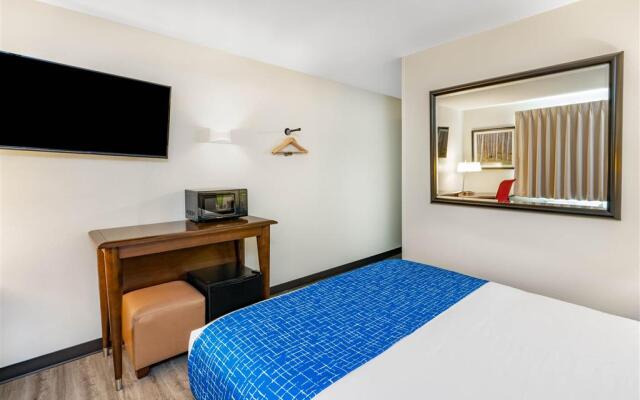 Travelodge by Wyndham Lovell/Bighorns