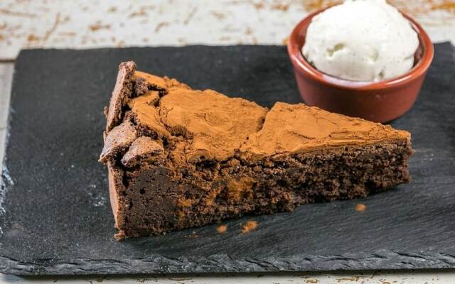 Three Horseshoes Inn