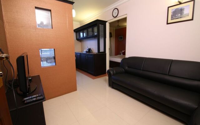 Atlas Airport Hotel Apartment