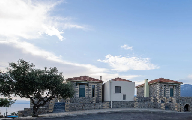 Searocks Exclusive Villas Resort