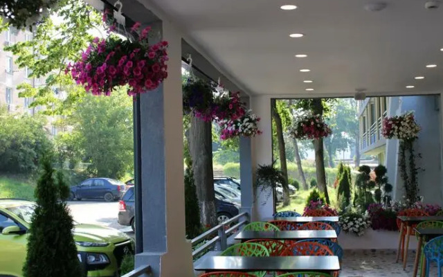 Spring Holiday Resort