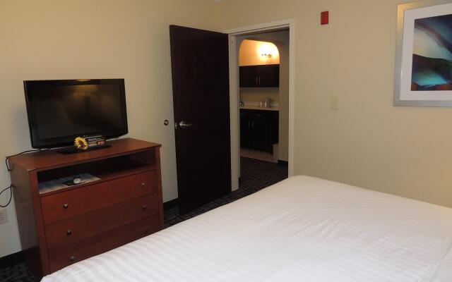 Holiday Inn Express & Suites Birmingham Trussville by IHG