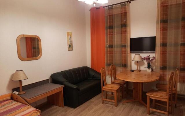 Arthur Albert Apartment