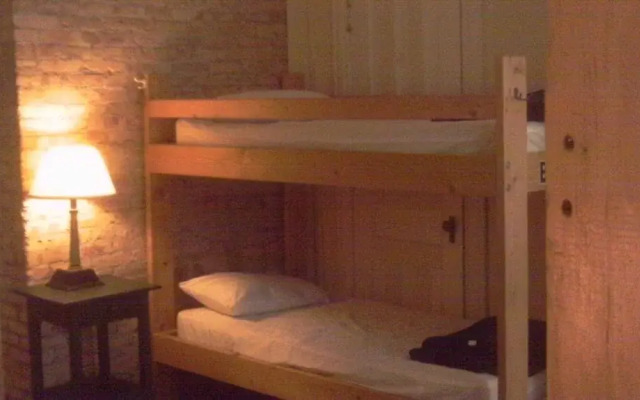 Hi-Downing International Hostel