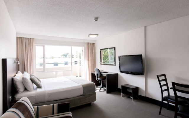 St Ives Apartments
