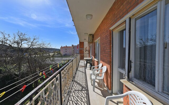 Apartment 74