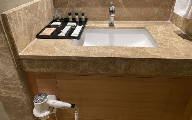 SRM Hotel Maraimalai Nagar
