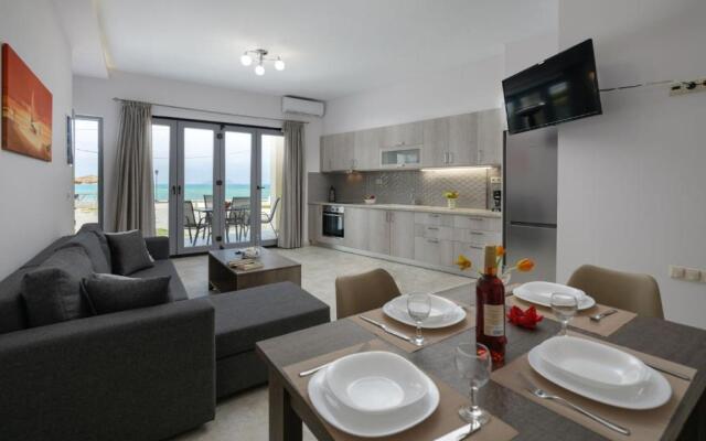 Coral Sea Apartment