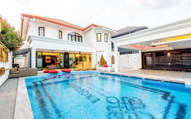 Exquisite Pool Villa K