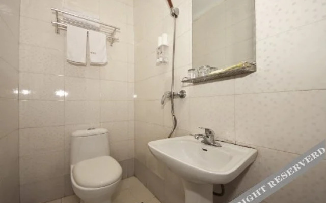 Xiari Express Hostel