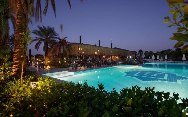 Lago Hotel