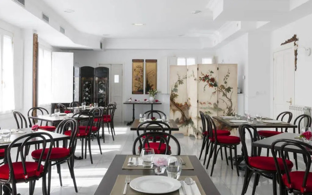 La Casa de Las Camelias