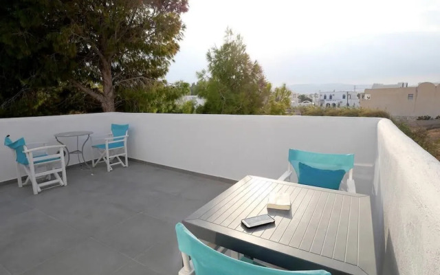 Perissa Blue Dome Rooms