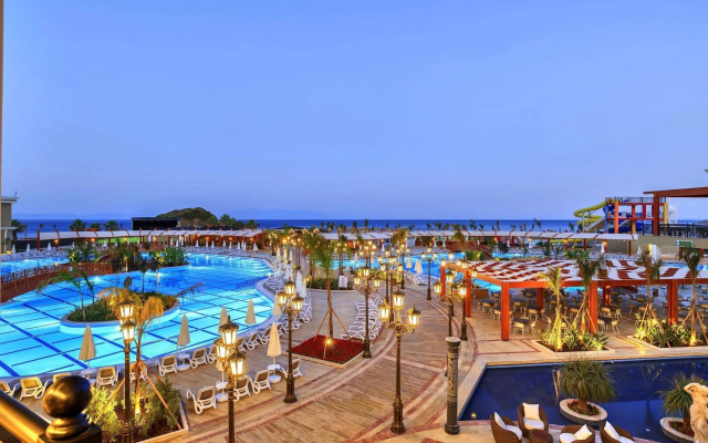 Sunis Efes Royal Palace Resort & Spa