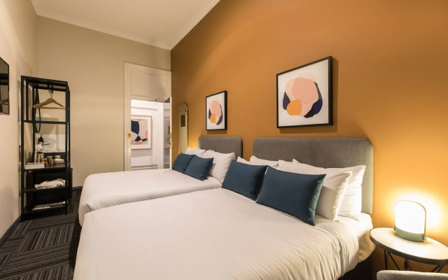 Jensen Potts Point