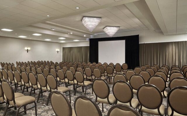 Sheraton Vancouver Guildford Hotel