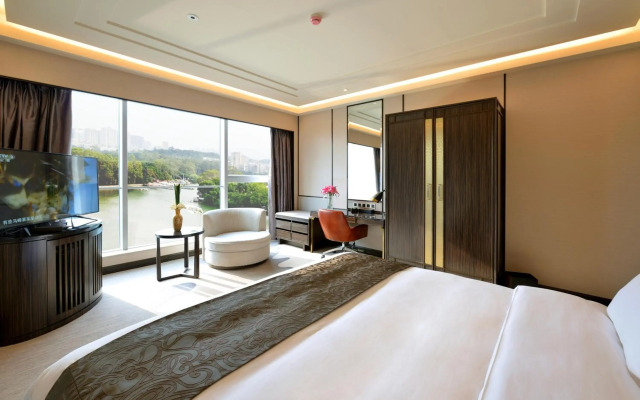 Fuzhou Lakeside Hotel