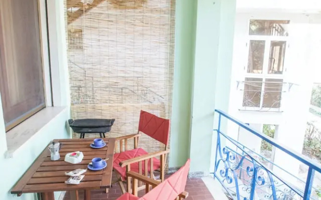 Charming 2-room Apartment in a Peaceful Residential Area