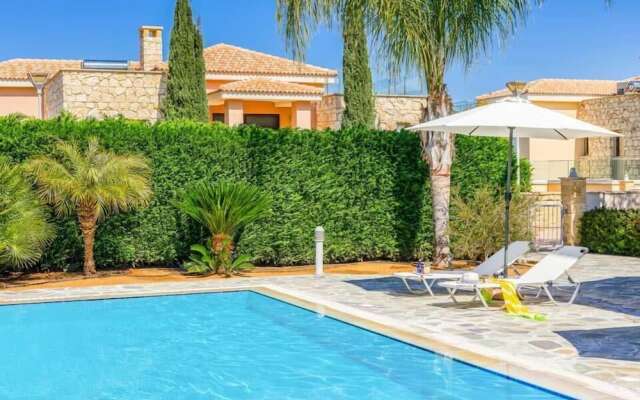 Villa Paralia