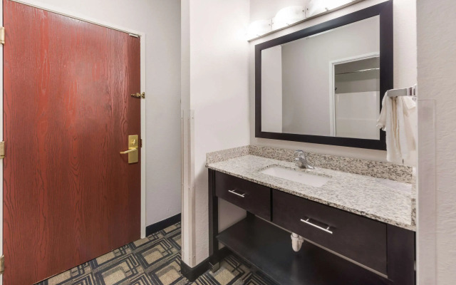 Suburban Studios Mason Hwy 42