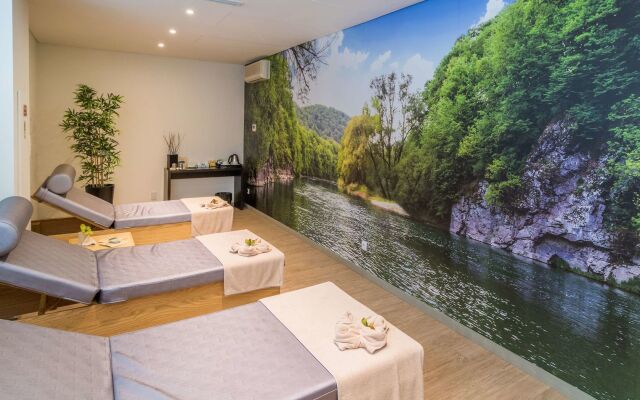 Melia Ria Hotel & Spa